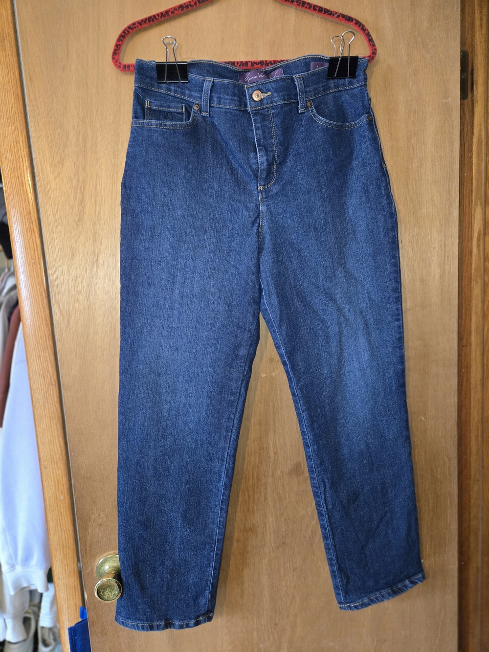 Gloria Vanderbilt Straight-Leg High-Rise Amanda Style Size 12 Dark Blue Jeans